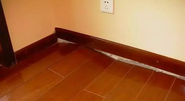 佛山装修卧室铺木地板