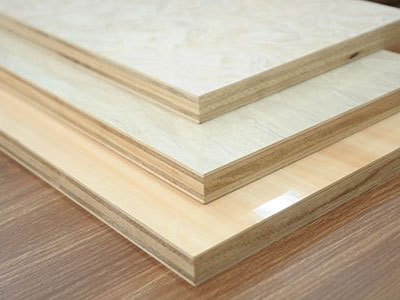挑选木板材料时千万要注意这4种，甲醛含量超标易掉坑