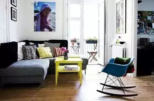 面积小的客厅如何装修可以增加空间感