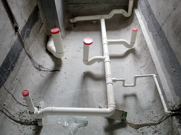 如何安装好排水管