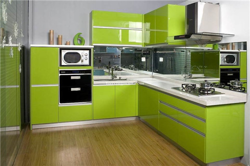 如何对厨房进行合理的布局?厨房装修如何进行设计?