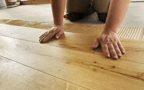地板胶的厚度和质量有关吗.png