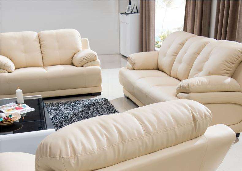 深圳十大装修公司皮质沙发搭配以及色彩选择